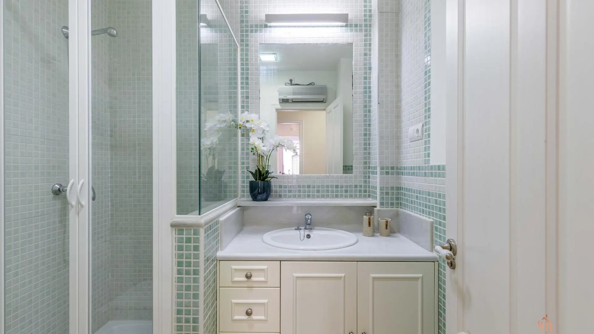 Apartamento Living4Malaga Ocean Glow