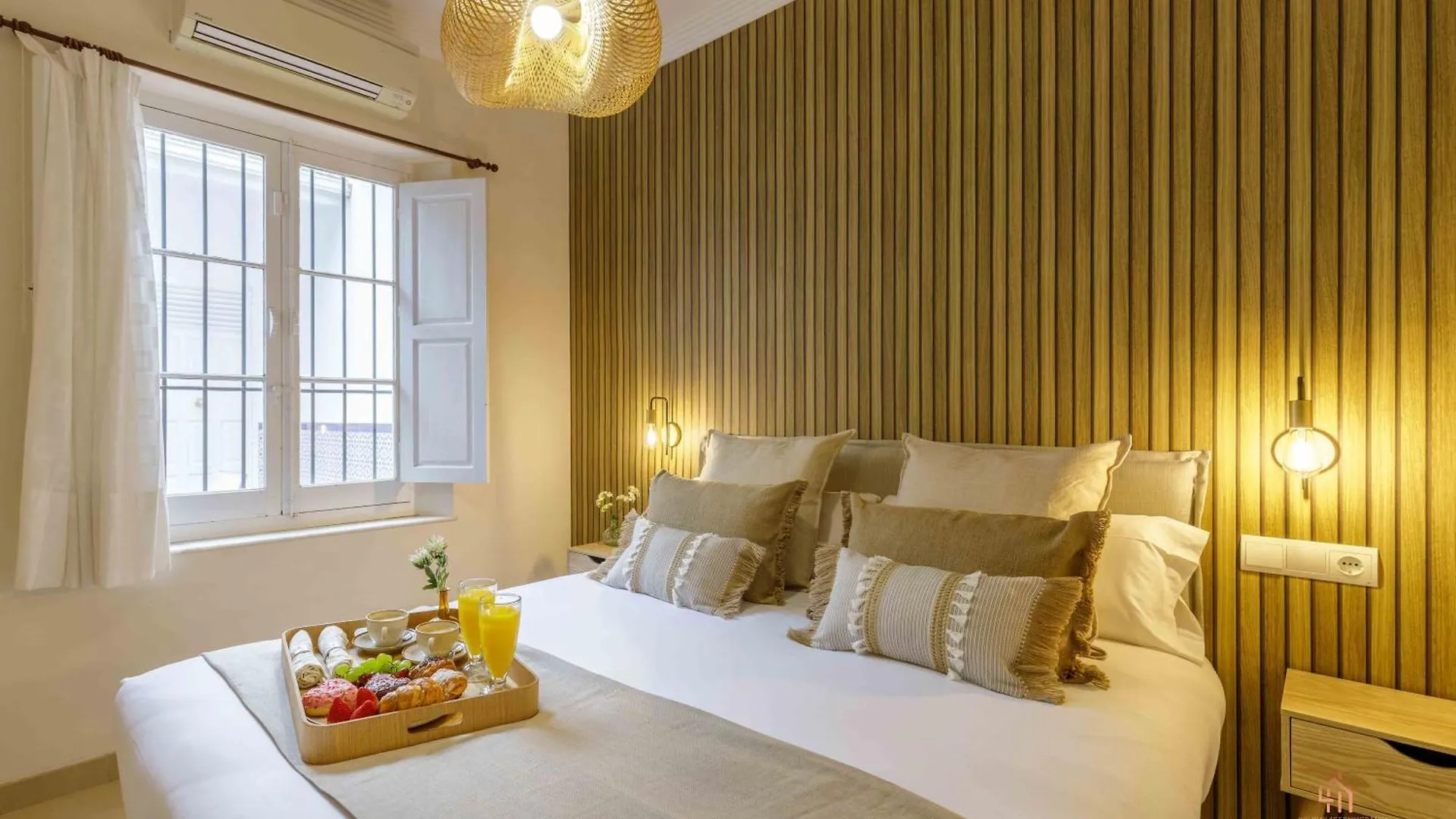Living4Malaga Ocean Glow 0*,  Espanha